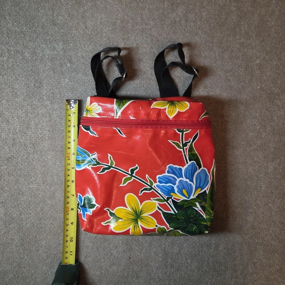 Esprit oilcloth red